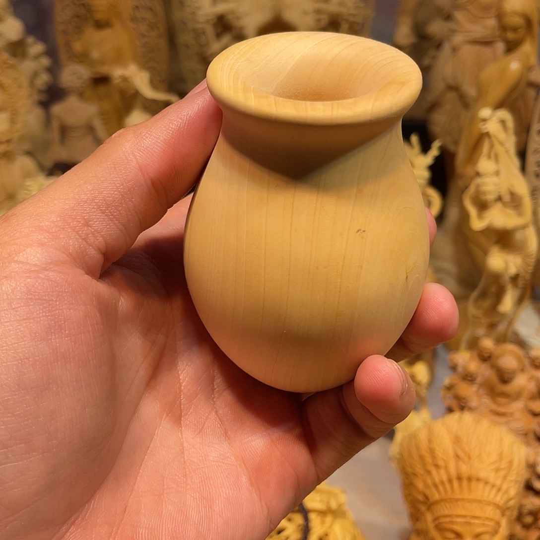 黄杨木黄杨木小花瓶