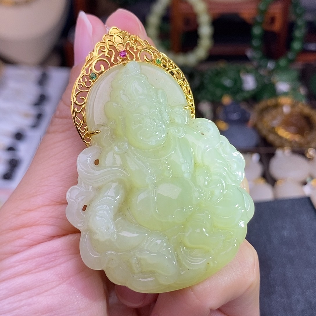 和田玉黄口吊坠清货价18.K金黄财神未镶嵌