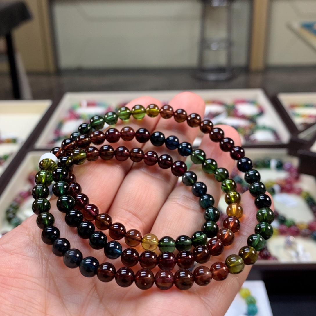 碧玺手链未镶嵌6左右