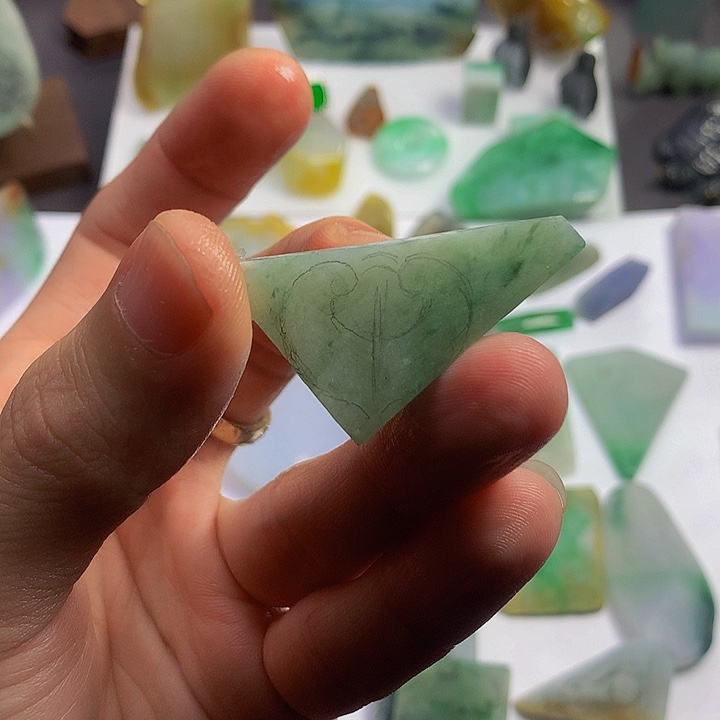 定制翡翠未镶嵌包工
