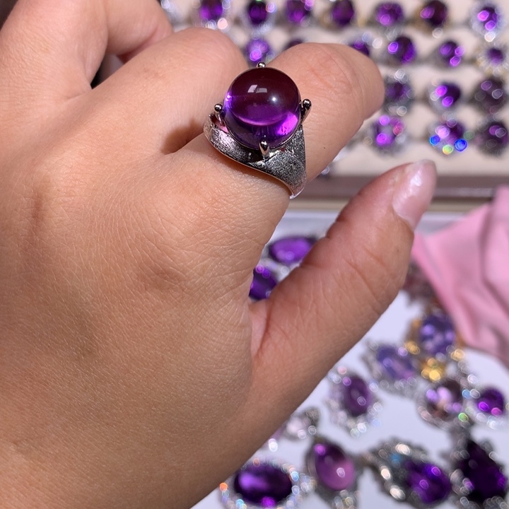 【闪购商品】水晶戒指银S925镶嵌7**W戒指