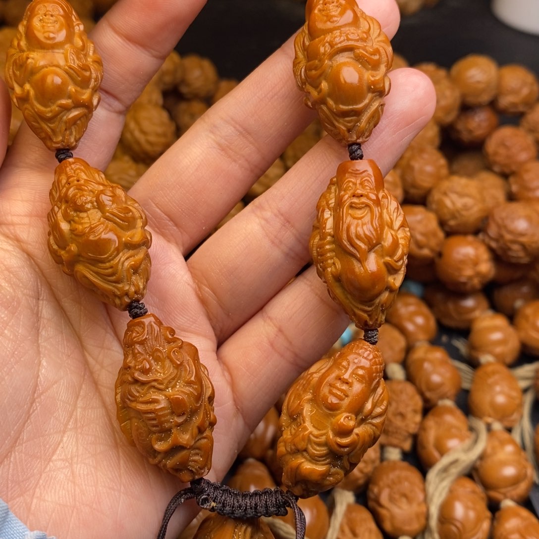 橄榄核吊坠群仙会1.8