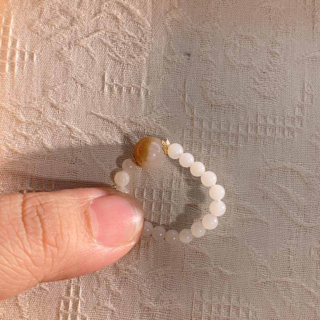 和田玉戒指未镶嵌