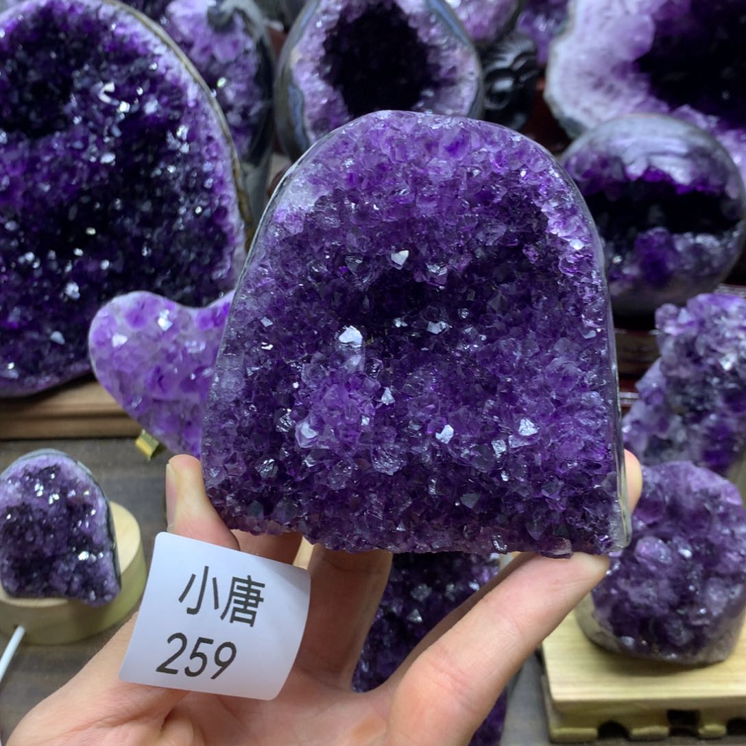 紫晶大型摆件（非配饰）未镶嵌