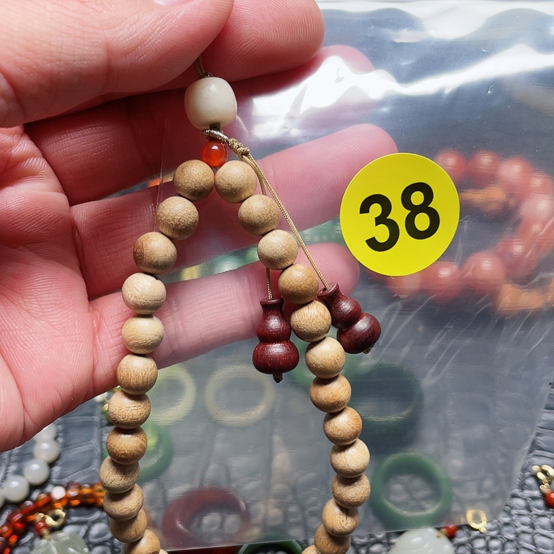 未镶嵌和田玉耳饰