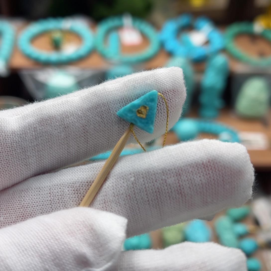 绿松石未镶嵌奶酪