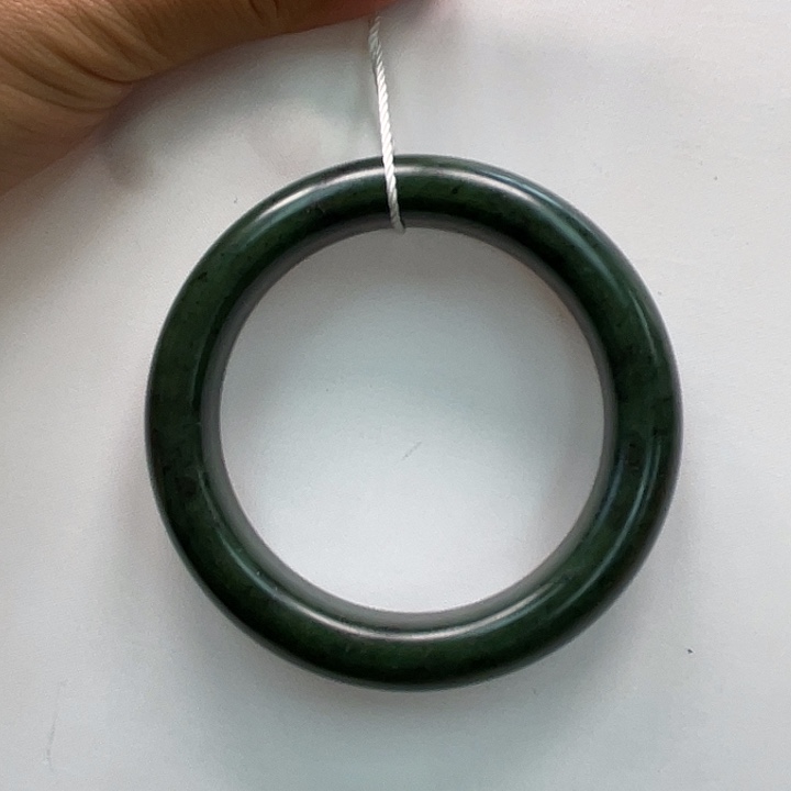 和田玉手镯未镶嵌出*