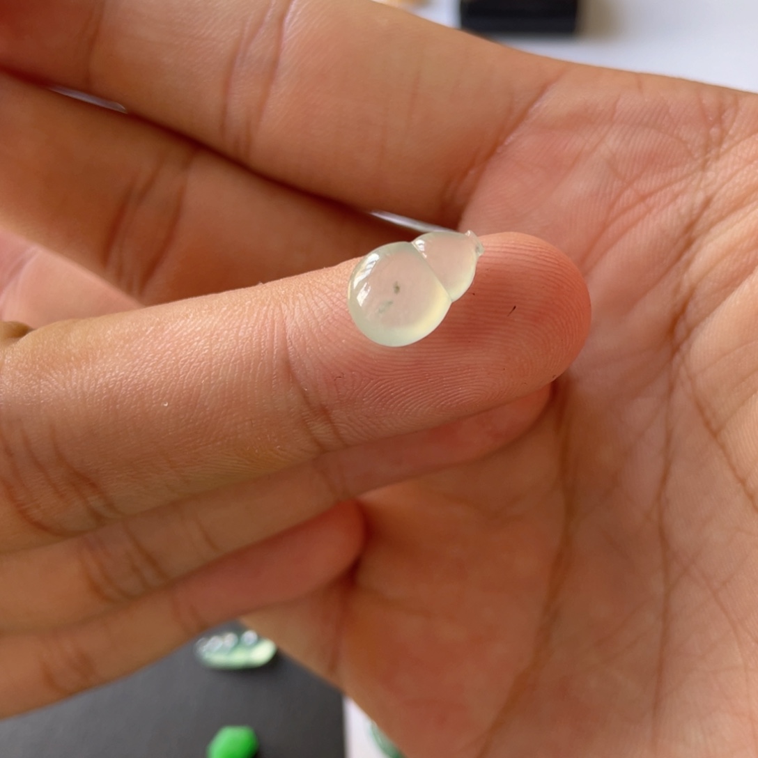 翡翠挂件未镶嵌翡翠珠宝翡翠珠宝