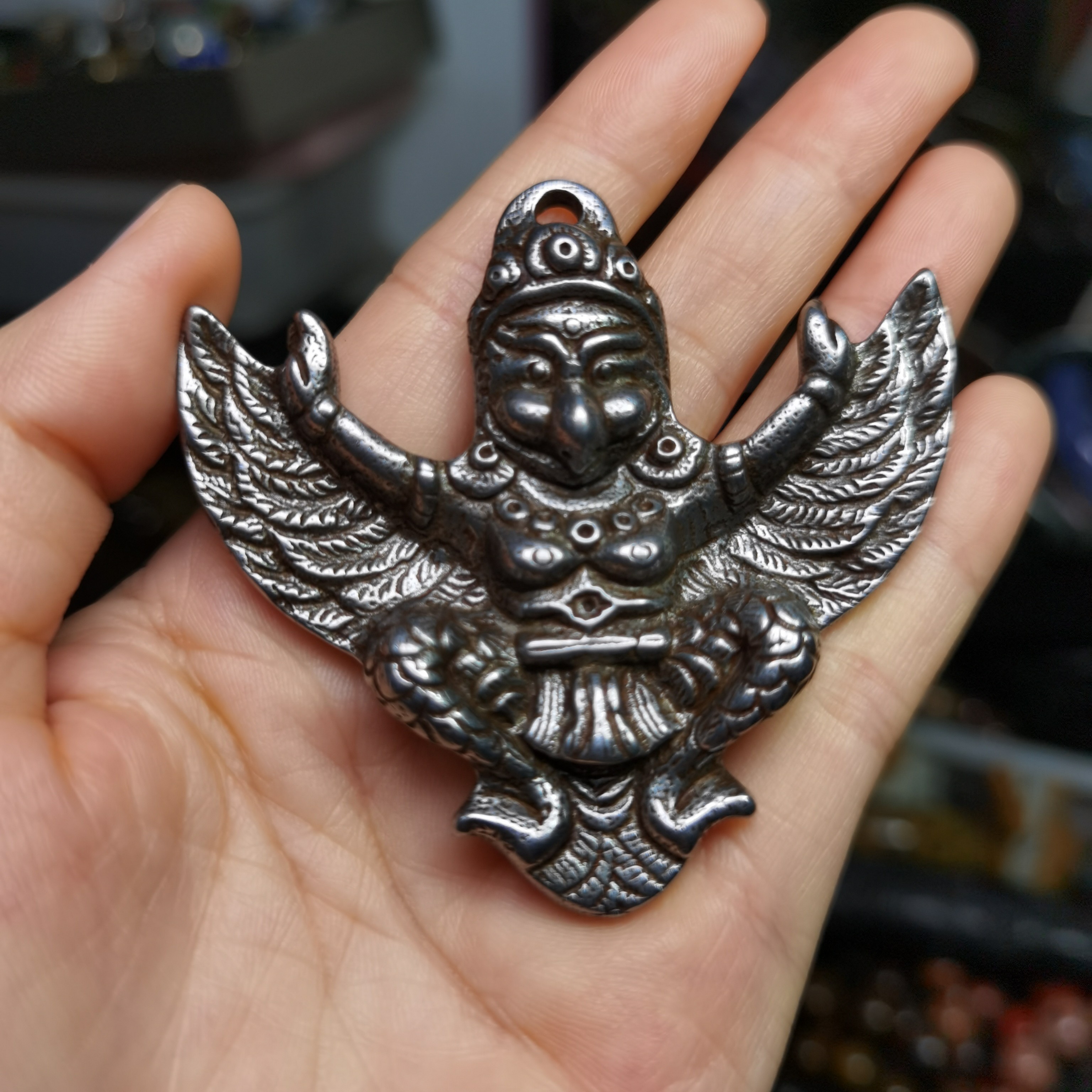 铁陨石雕刻大鹏鸟，双面雕工，强磁，