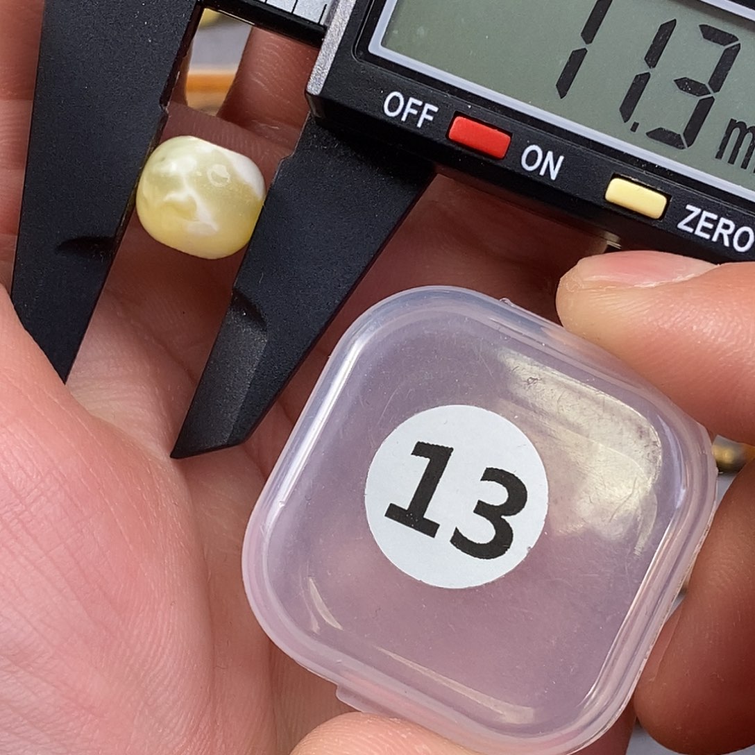 琥珀裸石未镶嵌微瑕