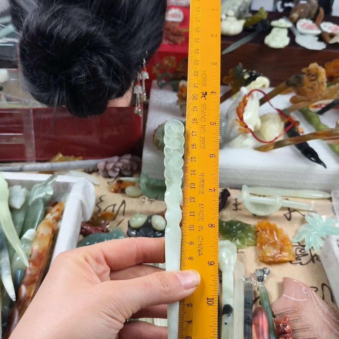 蛇纹石玉发饰合金