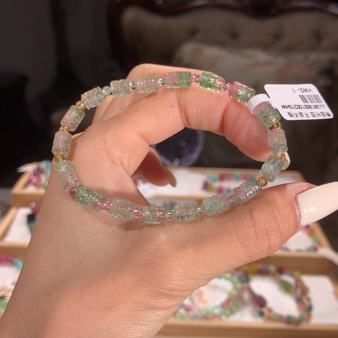 碧玺多样性发货一件未镶嵌