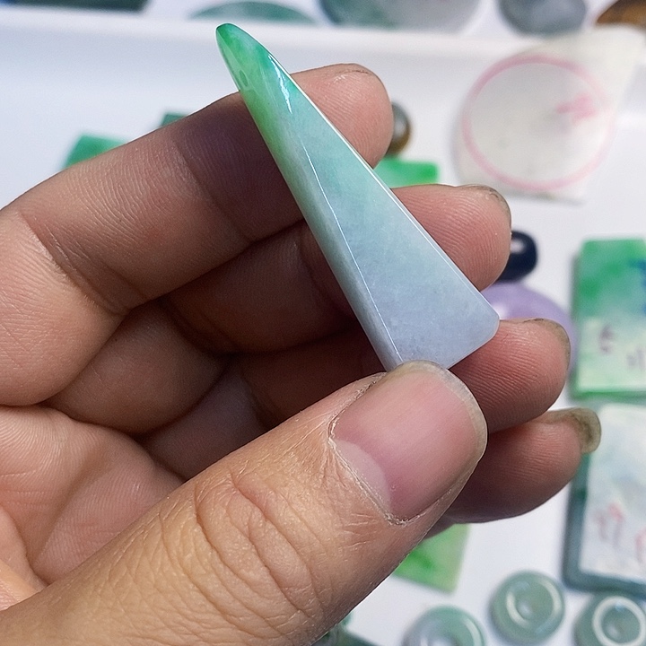 翡翠散珠天然翡翠A货挂件