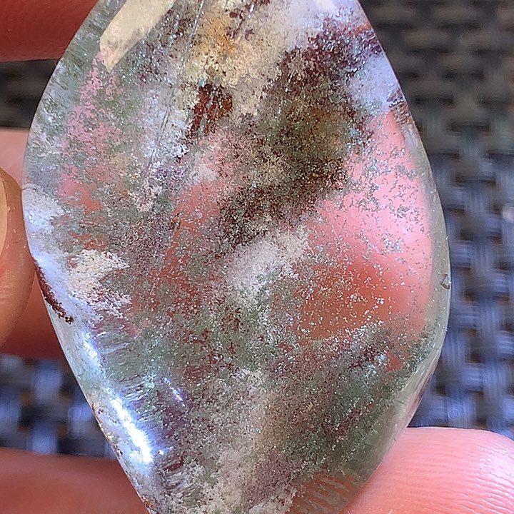 水晶吊坠(不含链)未镶嵌?****飘