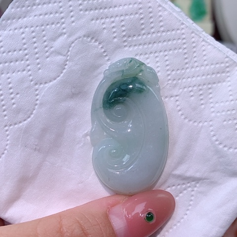 颈饰未镶嵌翡翠如意