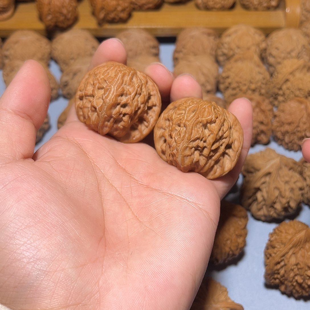 文玩核桃把件U****?40原生态无药房山 正磨盘