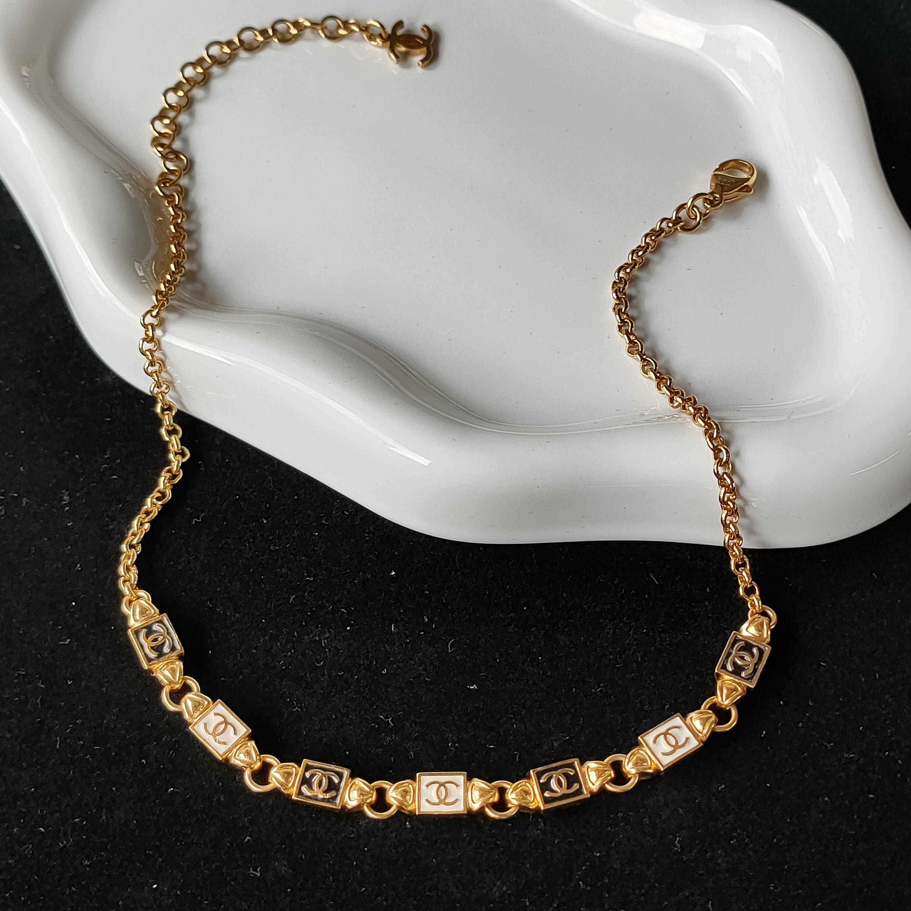 99新 Chanel/香奈儿 Azul-24P黑白珐琅方块 choker 项链48577