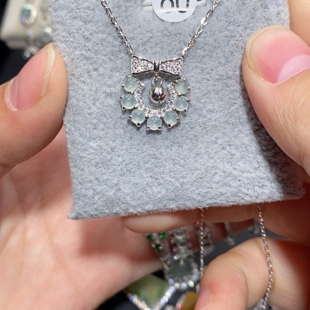 翡翠颈饰银S925镶嵌 b j k