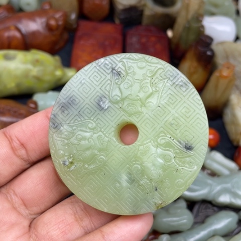 蛇纹石玉未镶嵌颈饰107