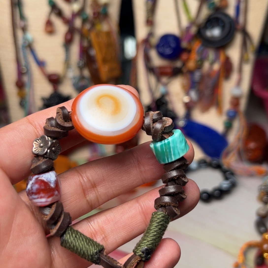 玛瑙/玉髓颈饰未镶嵌