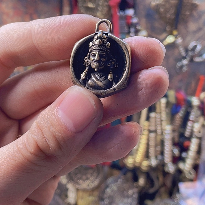 福利扎基拉姆一个福利出