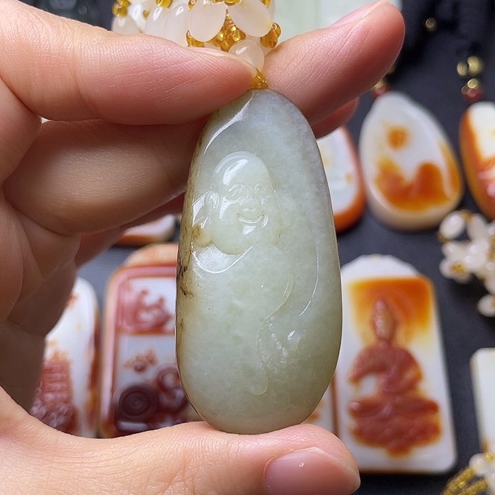 和田玉未镶嵌挂件