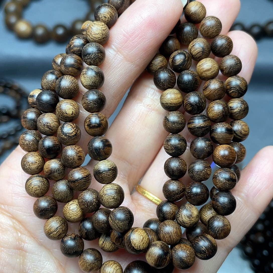 沉香手串鑫****饰白棋瘤疤0.6