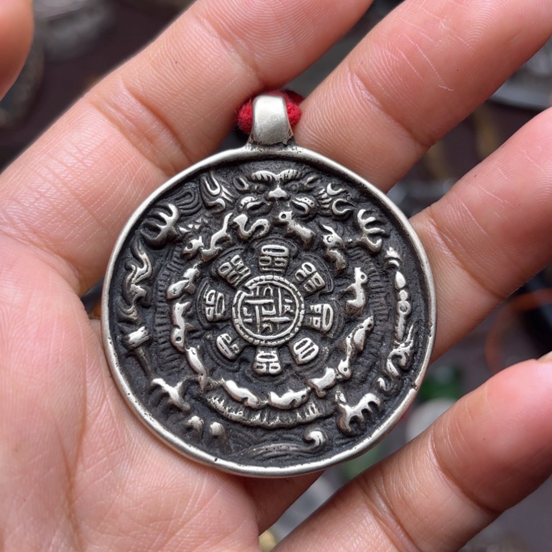 铜星月菩提吊坠项链