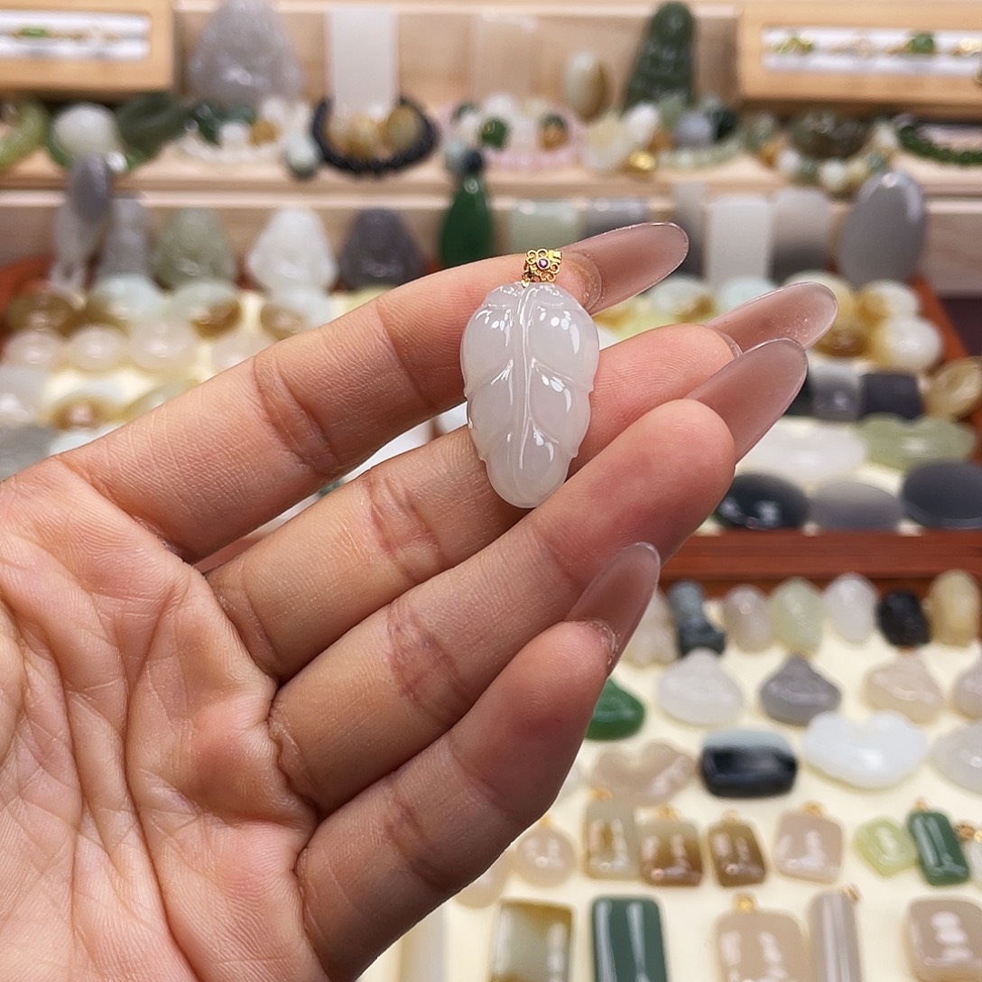 和田玉18K金镶嵌吊坠(不含链)