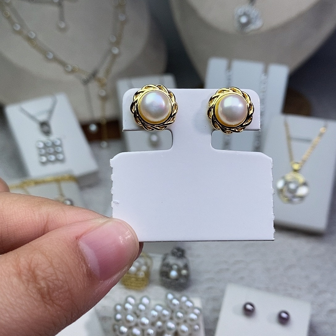 淡水珍珠银S925镶嵌耳饰