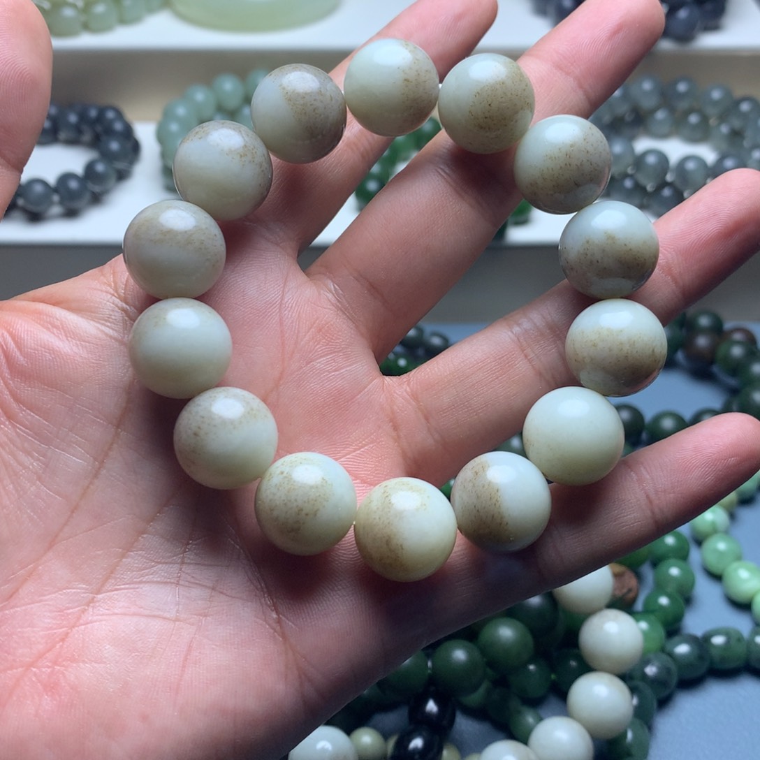 手链未镶嵌和田玉