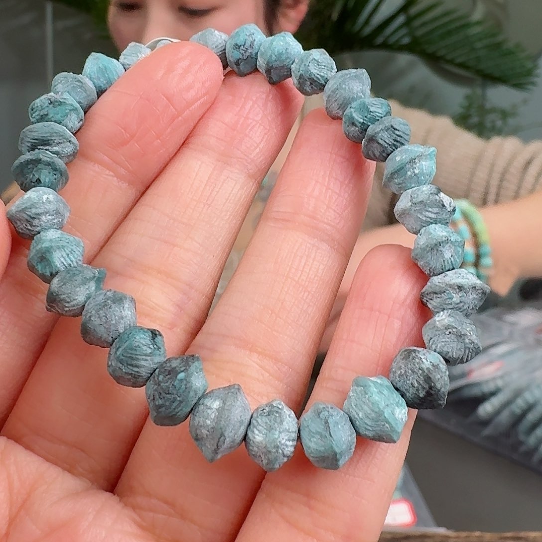 绿松石珠宝奇石未镶嵌