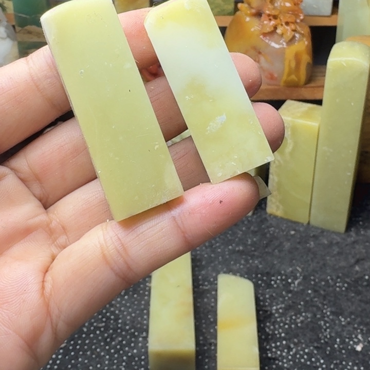 毋***殆老挝石青田老封门冻