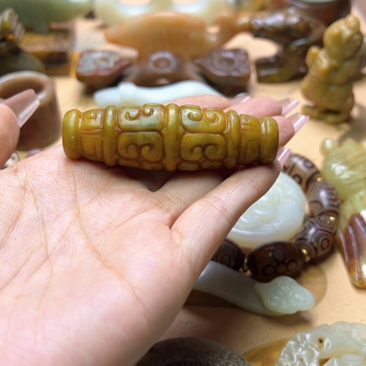 【闪购商品】蛇纹石玉颈饰未镶嵌