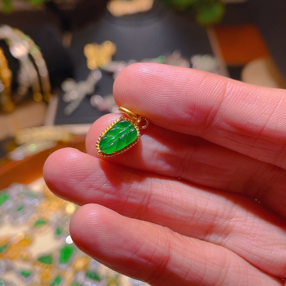 翡翠吊坠(不含链)银S925镶嵌