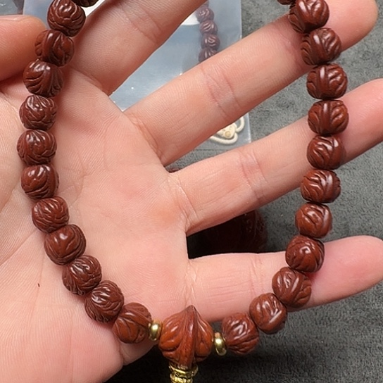 小***毛文玩核桃吊坠桃核预定