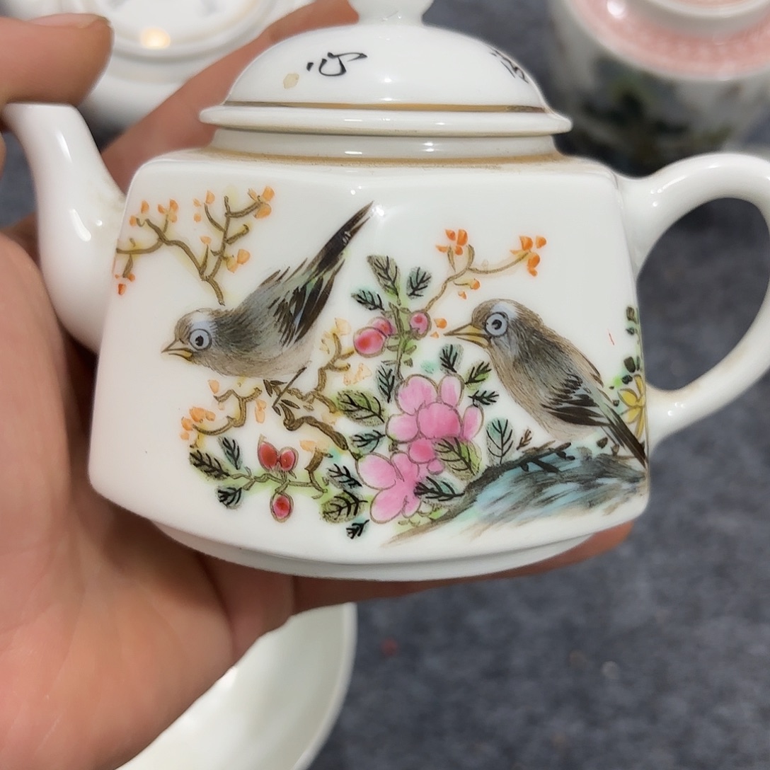 非古董现代工艺品