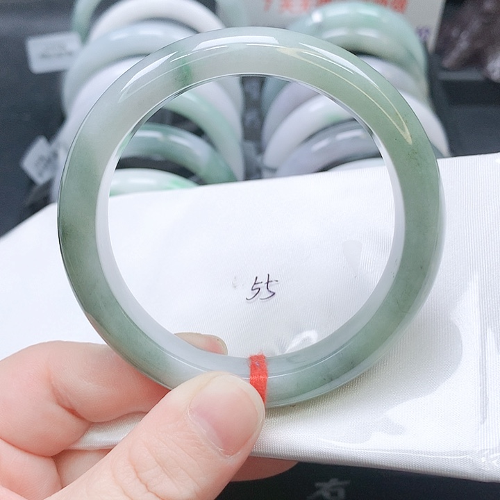 翡翠未镶嵌手镯73