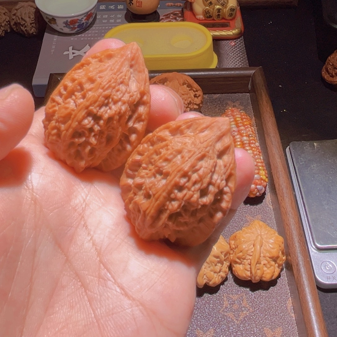 瑞麟文玩核桃长治吸血鬼