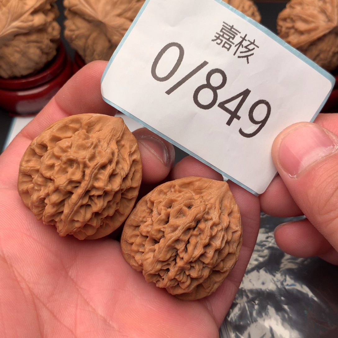 文玩核桃把件全品秦闷34
