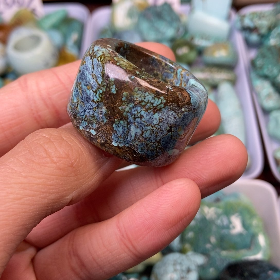 绿松石珠宝奇石未镶嵌楚**歌