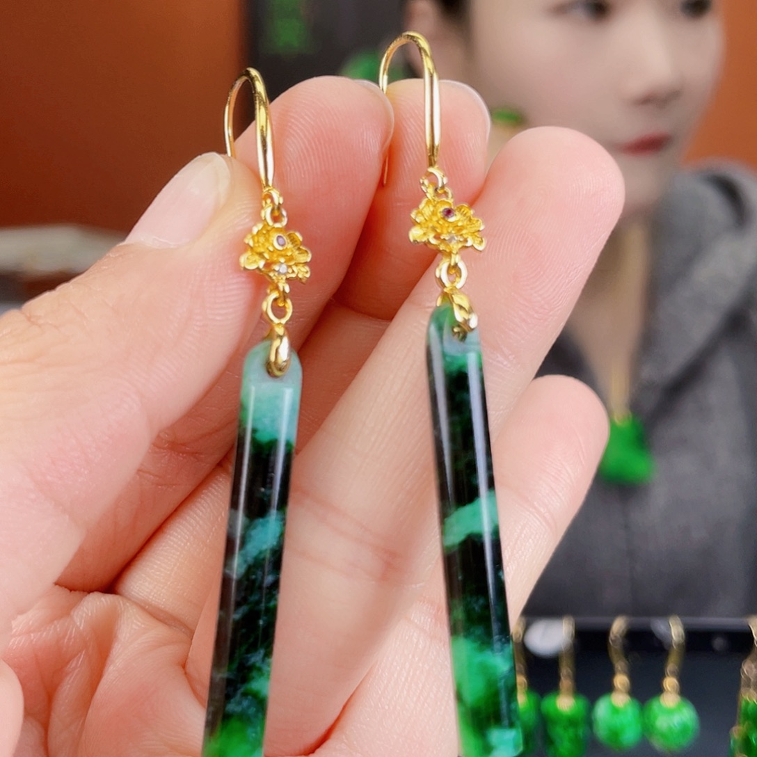 翡翠未镶嵌耳饰饰品