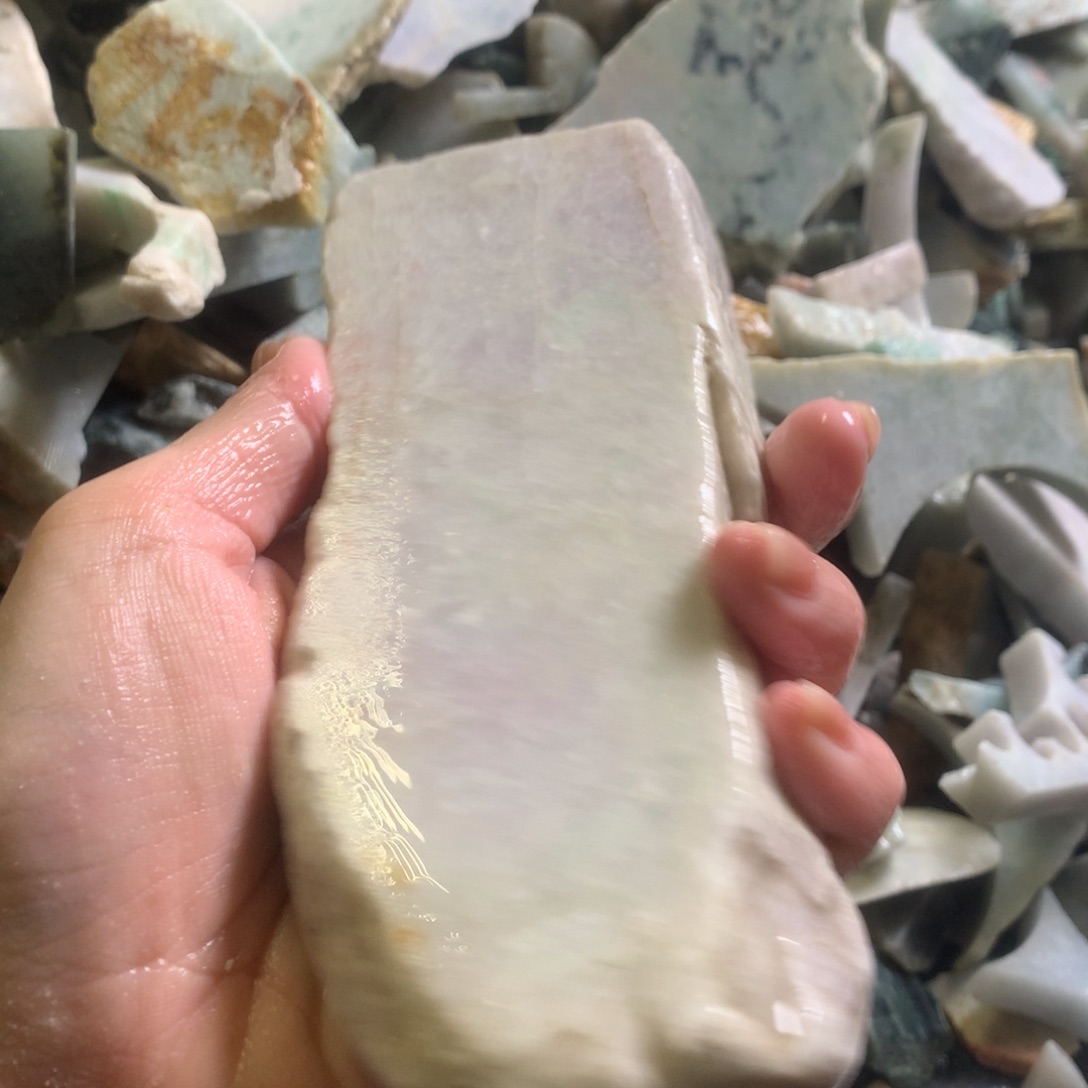 翡翠颈饰未镶嵌缅甸翡翠