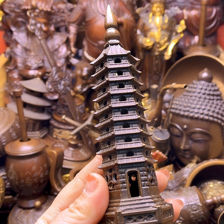 铜111112221222212228888888