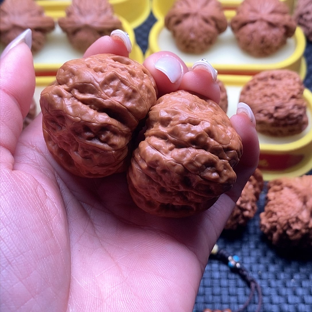 桃核把件莲*43.47蛤蟆头