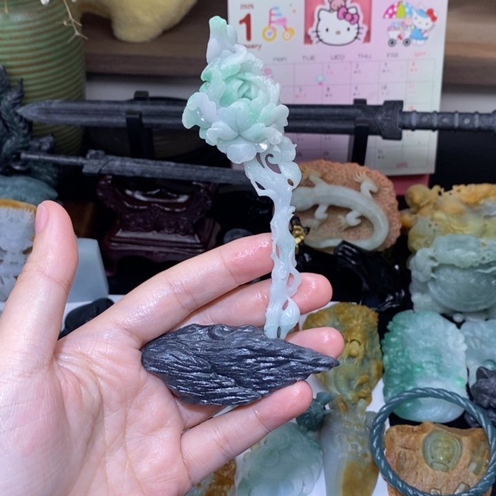 定制翡翠未镶嵌散****某翡翠