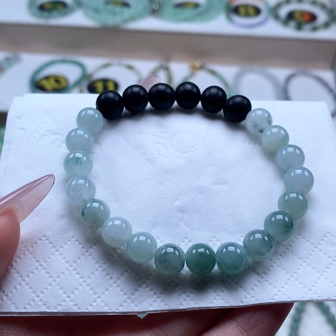 翡翠未镶嵌手串飘花7.8