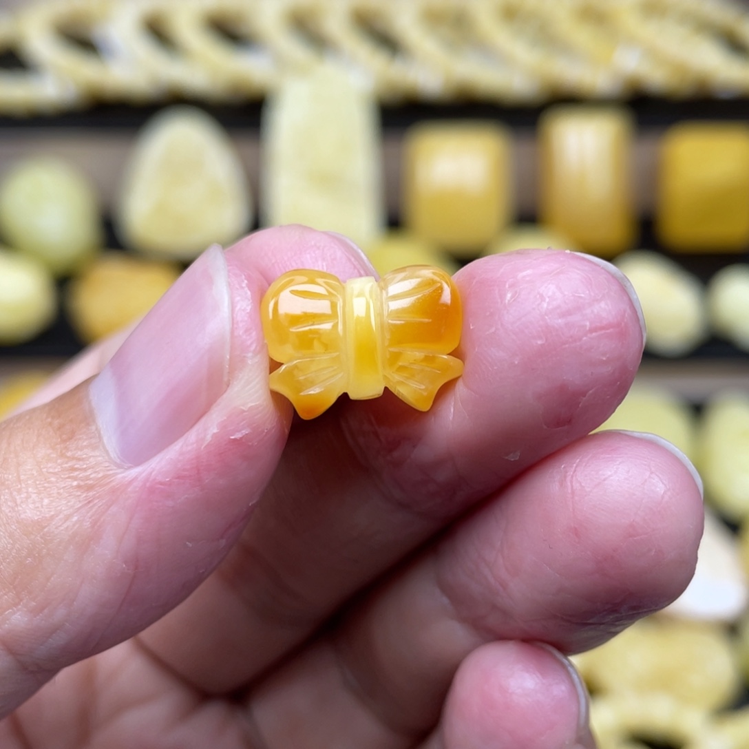 琥珀未镶嵌裸石琥珀蜜蜡