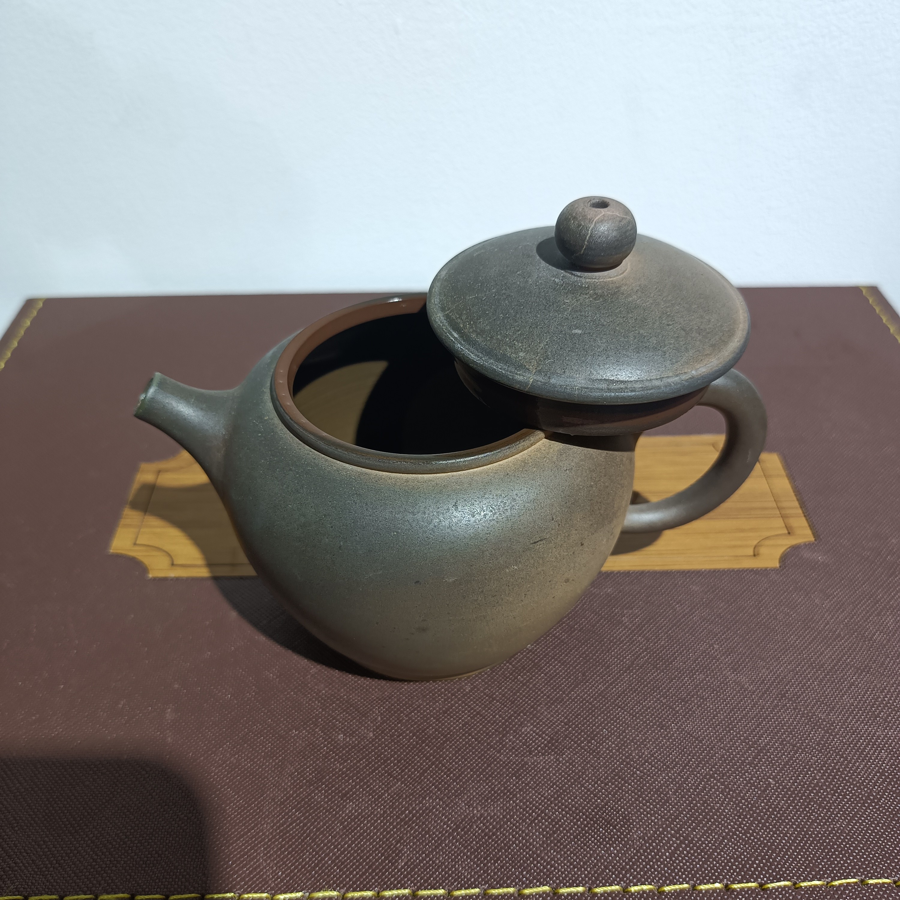 贵台龙窑柴烧茶壶约200CC