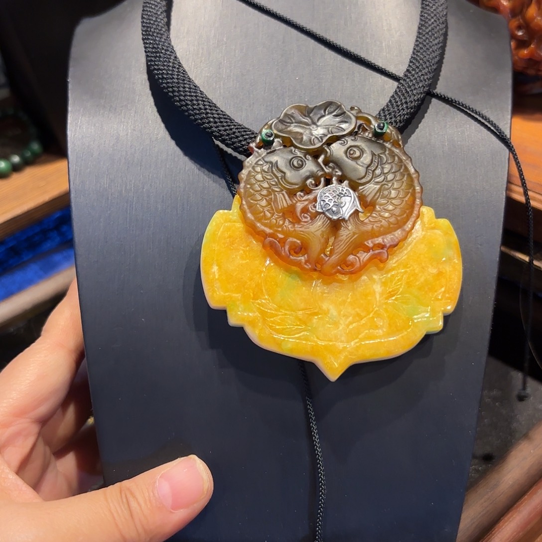 翡翠未镶嵌颈饰原创